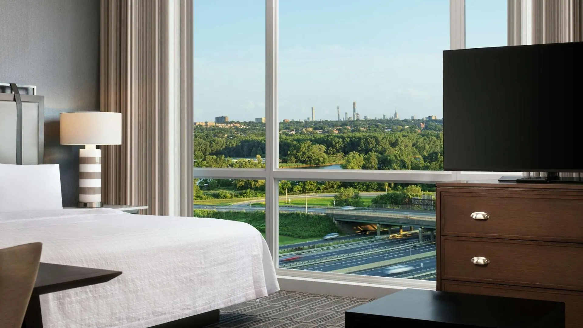 Homewood Suites By Hilton Teaneck Glenpointe Hotel