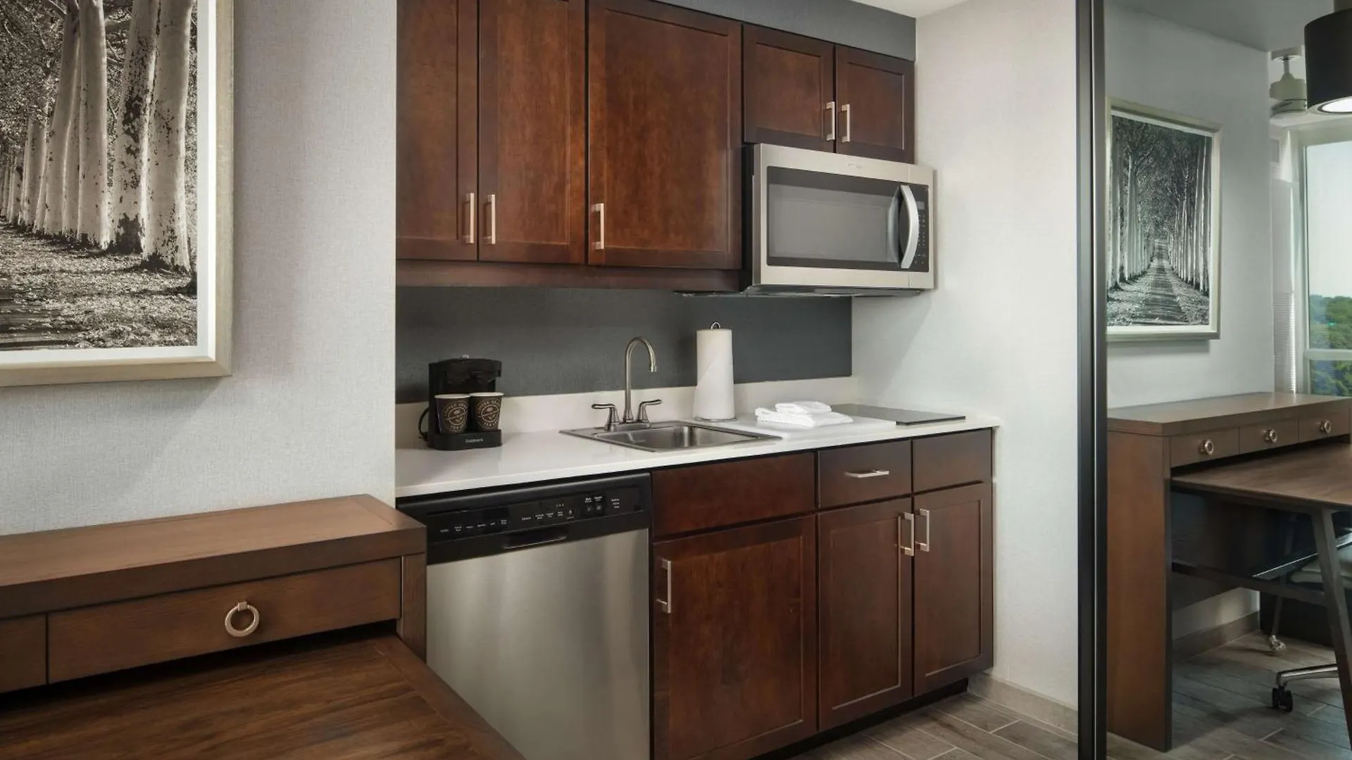 Homewood Suites By Hilton Teaneck Glenpointe Hotel